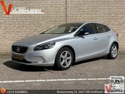 Grau Gebraucht 2013 Volvo V40 Kinetic Kombi | 3.950 € (Fairer Preis)