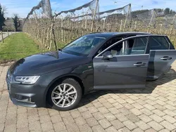 Grau Gebraucht 2018 Audi A4 Sport Kombi | 21.900 € (Fairer Preis)