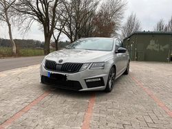 Grau Gebraucht 2017 Skoda Octavia RS Kombi | 15.500 € (Fairer Preis)