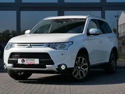 Weiß Gebraucht 2015 Mitsubishi Outlander Diamant Edition SUV | 12.950 € (Fairer Preis)