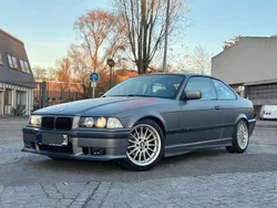 Grau Gebraucht 1993 BMW 325 M Sport Coupé | 12.999 €