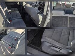 Silber Gebraucht 2007 VW Touran Van / Kleinbus | 5.490 € (Teuer)