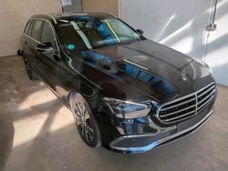 Schwarz Gebraucht 2022 Mercedes E300 Kombi | 19.999 € (Guter Preis)