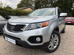 Silber Gebraucht 2012 Kia Sorento Spirit SUV | 14.990 € (Etwas zu teuer)