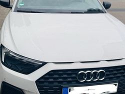Weiß Gebraucht 2019 Audi A1 Sportback Kleinwagen | 17.899 €