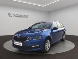 Blau Gebraucht 2020 Skoda Octavia Tour Kombi | 16.790 € (Superpreis)