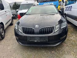 Schwarz Gebraucht 2019 Skoda Octavia Soleil Limousine | 9.900 € (Guter Preis)