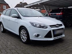 Weiß Gebraucht 2011 Ford Focus Kombi | 5.000 € (Fairer Preis)