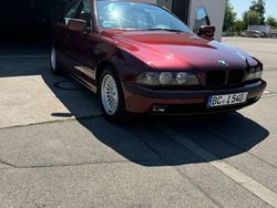 Rot Gebraucht 2000 BMW 540 Limousine | 12.990 € (Fairer Preis)