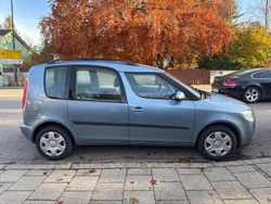 Grau Gebraucht 2008 Skoda Roomster Style Van / Kleinbus | 890 € (Fairer Preis)