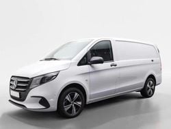 Artic white Gebraucht 2024 Mercedes Vito Van | 52.500 €