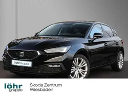 Midnight schwarz metallic Gebraucht 2024 Seat Leon Style Limousine | 27.990 € (Fairer Preis)