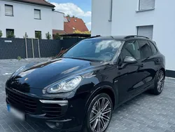 Schwarz Gebraucht 2015 Porsche Cayenne S SUV | 44.950 €