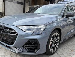 Grau Gebraucht 2024 Audi S3 Sport Limousine | 50.932 € (Etwas zu teuer)
