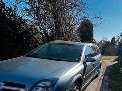 Silber Gebraucht 2005 Opel Vectra Kombi | 2.050 € (Fairer Preis)
