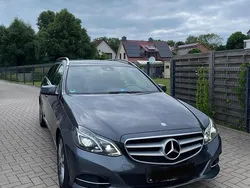 Grau Gebraucht 2013 Mercedes E220 Kombi | 13.500 € (Fairer Preis)
