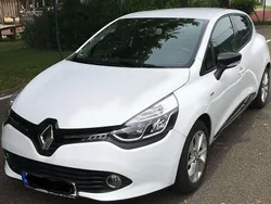 Weiß Gebraucht 2015 Renault Clio IV Limousine | 7.490 € (Fairer Preis)
