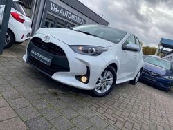 Weiß Gebraucht 2024 Toyota Yaris Kleinwagen | 19.270 € (Fairer Preis)
