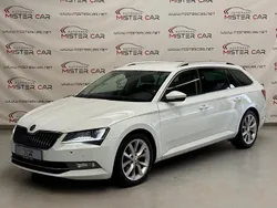Weiß Gebraucht 2018 Skoda Superb Kombi | 13.890 € (Fairer Preis)