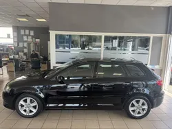 Schwarz Gebraucht 2011 Audi A3 Sportback Ambition Limousine | 8.990 € (Fairer Preis)