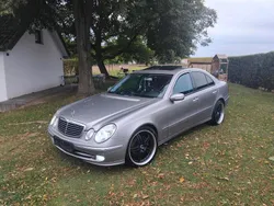 Gold Gebraucht 2003 Mercedes E270 Limousine | 3.499 € (Fairer Preis)