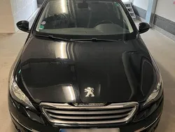 Schwarz Gebraucht 2015 Peugeot 308 Kombi | 6.999 €