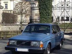 Volvo 244