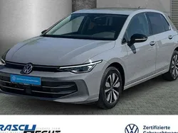 Mondsteingrau Gebraucht 2024 VW Golf VIII Goal Limousine | 31.480 € (Superpreis)