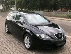Schwarz Gebraucht 2006 Seat Leon Limousine | 3.000 € (Teuer)