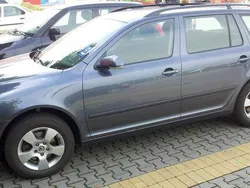 Andere farbe metallic Gebraucht 2008 Skoda Octavia Kombi | 12.500 €