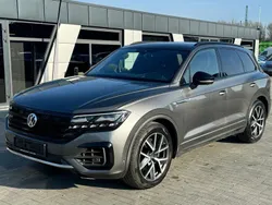 Grau Gebraucht 2020 VW Touareg R-line SUV | 33.990 € (Fairer Preis)