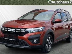 Braun Neu 2025 Dacia Jogger Expression Kombi | 22.870 € (Fairer Preis)