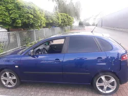 Blau Gebraucht 2006 Seat Ibiza Kleinwagen | 1.300 € (Fairer Preis)