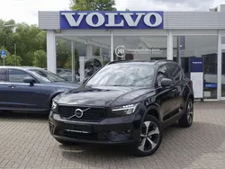 Onyx black Gebraucht 2024 Volvo XC40 Plus SUV | 47.900 €