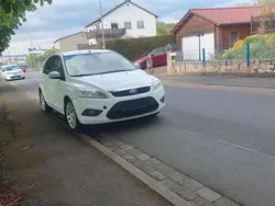 Weiß Gebraucht 2009 Ford Focus Style Limousine | 1.500 € (Guter Preis)