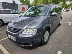 Grau Gebraucht 2005 VW Touran Trendline Van / Kleinbus | 1.690 € (Guter Preis)