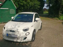 Weiß Gebraucht 2022 Fiat 500e Icon Kleinwagen | 17.999 € (Fairer Preis)