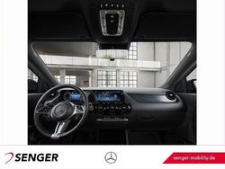 Unilack nachtschwarz Gebraucht 2024 Mercedes GLA200 SUV | 35.880 € (Superpreis)
