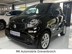 Schwarz Gebraucht 2015 Smart ForTwo Coupé Kleinwagen | 8.498 € (Fairer Preis)