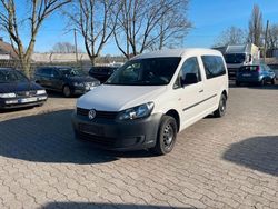 Weiß Gebraucht 2013 VW Caddy Maxi Van / Kleinbus | 8.499 € (Etwas zu teuer)