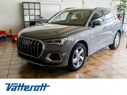 Grau Gebraucht 2020 Audi Q3 Advanced Plus SUV | 29.980 € (Guter Preis)