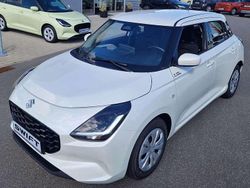 Pure white pearl Neu 2025 Suzuki Swift Club Limousine | 18.540 €