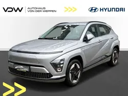 Shimmering silver (silber) Neu 2024 Hyundai Kona Advantage SUV | 34.990 € (Fairer Preis)