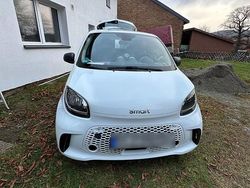 Weiß Gebraucht 2021 Smart ForFour Electric Drive Kleinwagen | 7.950 € (Guter Preis)
