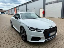 Weiß Gebraucht 2014 Audi TTS S-Line Coupé | 16.500 €