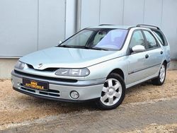 Silber Gebraucht 2000 Renault Laguna Kombi | 1.990 €