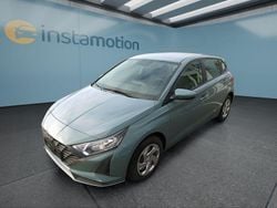 Grün Neu 2025 Hyundai i20 Select Kleinwagen | 20.399 € (Teuer)