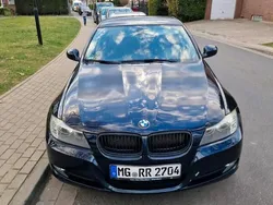 Blau Gebraucht 2011 BMW 318 Limousine | 7.500 € (Fairer Preis)
