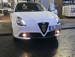 Weiß Gebraucht 2016 Alfa Romeo Giulietta Kleinwagen | 12.500 € (Fairer Preis)