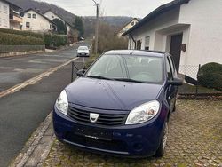 Gebraucht 2009 Dacia Sandero Limousine | 2.650 € (Etwas zu teuer)